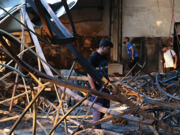 Un incendio en una boda cristiana causa un centenar de muertos y 150 heridos