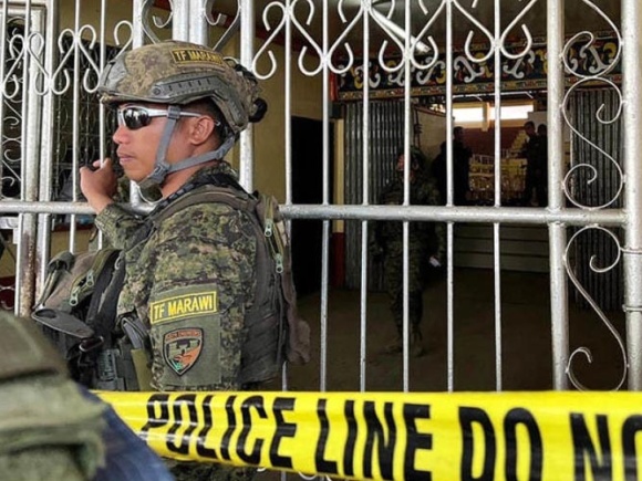 Cuatro muertos en atentado contra iglesia en Filipinas; ISIS se atribuye la responsabilidad