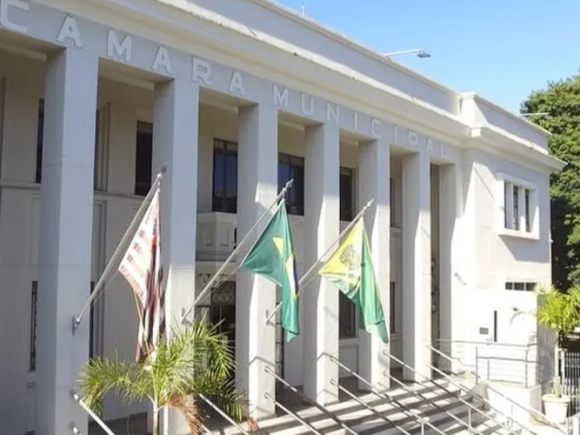 La justicia prohíbe mencionar a Dios en la apertura del proceso en la Cámara de Bauru