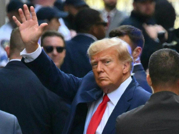 Trump visita la frontera con México y propone fuertes medidas contra la migración ilegal