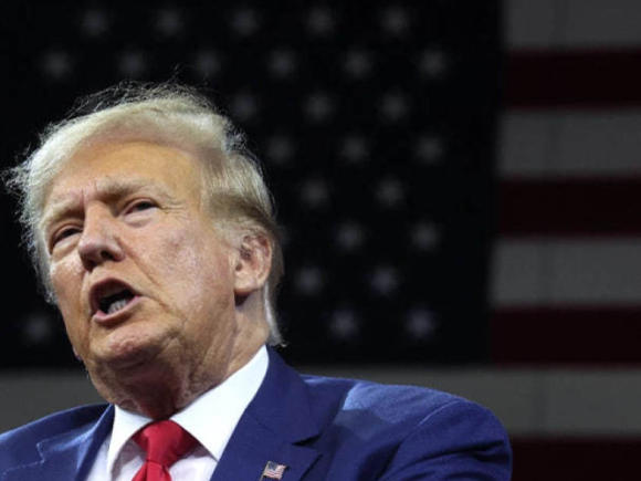 Trump lanza el ‘Día de la Visibilidad Cristiana’ en respuesta al ‘Día de la Visibilidad Trans’ de Biden