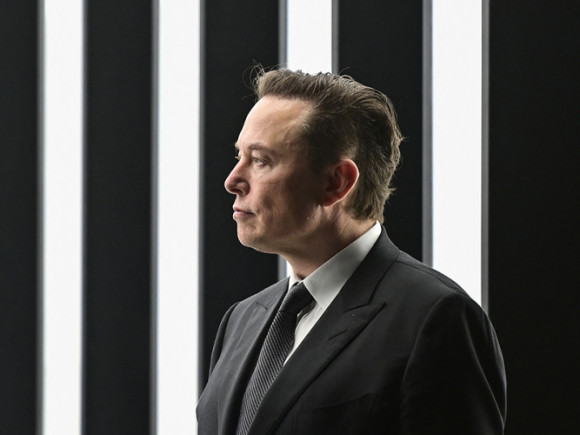 Elon Musk dice que es un “cristiano cultural” y revela cómo le “engañaron” para que su hijo cambiara de sexo