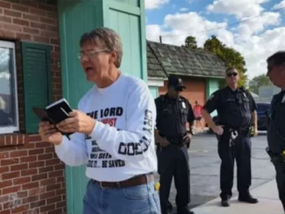 Manifestante cristiano provida condenado a 6 meses de prisión