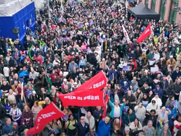 Irlanda celebra la 1ª Marcha por Jesús con miles de personas